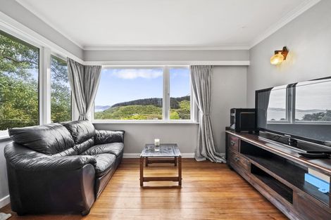 Photo of property in 84 Korokoro Road, Korokoro, Lower Hutt, 5012