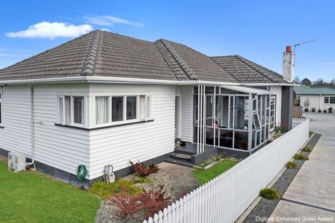 Photo of property in 25 Quinn Road, Levin, 5510