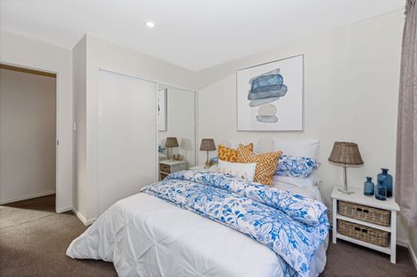 Photo of property in 21 Botanical Drive, Silverdale, 0932