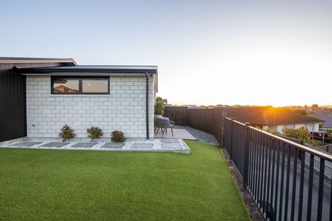 Photo of property in 12 Rose Berry Crescent, Flagstaff, Hamilton, 3210