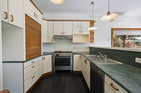 Photo of property in 41 Manapouri Crescent, Hokowhitu, Palmerston North, 4410