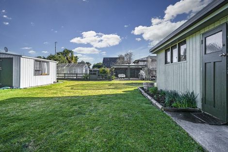 Photo of property in 1422 Woodstock Avenue, Mayfair, Hastings, 4122