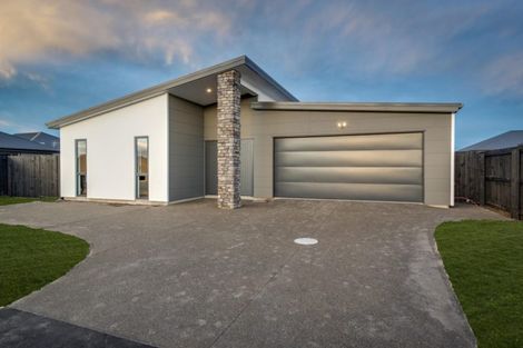 Photo of property in 22 Leader Street, Marshland, Christchurch, 8083