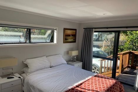 Photo of property in 26 The Terrace, Herald Island, Auckland, 0618