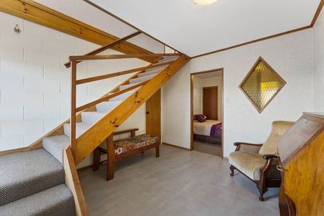 Photo of property in 25 Golders Place, Richmond Heights, Taupo, 3330