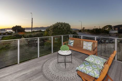 Photo of property in 68 Marine Parade, Paraparaumu Beach, Paraparaumu, 5032