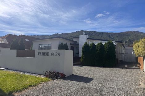 Photo of property in 29 Beach Road, Waikawa, Picton, 7220