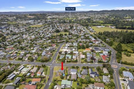 Photo of property in 21 Parrs Cross Road, Henderson, Auckland, 0612