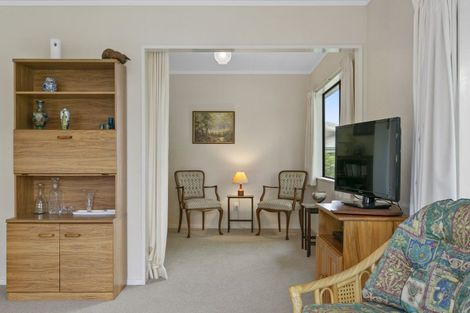 Photo of property in 33 Korimako Road, Waipahihi, Taupo, 3330