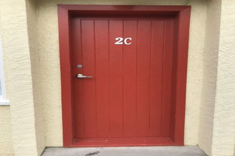 Photo of property in 2 Stanley Street, Berhampore, Wellington, 6023