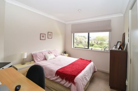 Photo of property in 19 Carrington Drive, Carterton, 5713
