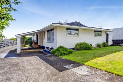 Photo of property in 30 Truby King Street, Merrilands, New Plymouth, 4312