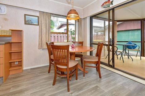 Photo of property in 29 Waimai Avenue, Weymouth, Auckland, 2103