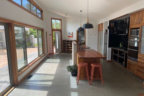 Photo of property in 36 Hudson Street, Island Bay, Wellington, 6023