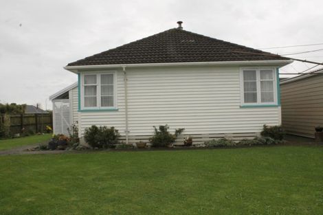 Photo of property in 66 Rintoul Street, Westport, 7825