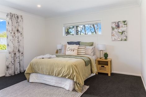 Photo of property in 21 Tasman Close, Aotea, Porirua, 5024