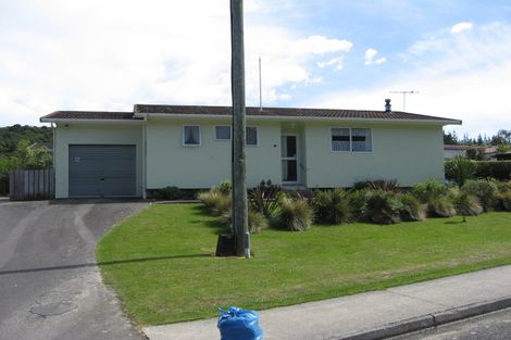 Photo of property in 82 Hampden Street, Picton, 7220