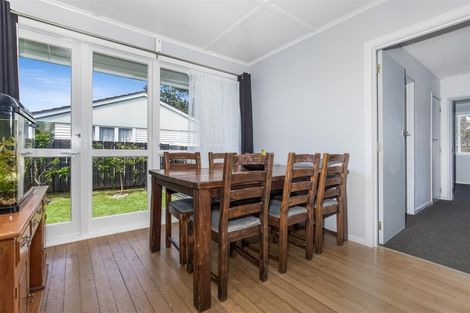 Photo of property in 4 Nikau Place, Waiuku, 2123