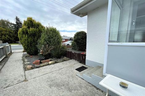 Photo of property in 65a Charlotte Street, Balclutha, 9230