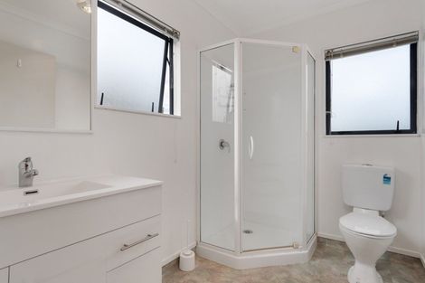 Photo of property in 25 Village Park Drive, Welcome Bay, Tauranga, 3112