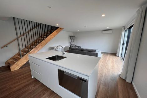 Photo of property in 1/23 Hills Road, Edgeware, Christchurch, 8013