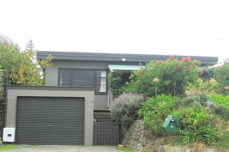 Photo of property in 34 Bluegum Road, Paraparaumu Beach, Paraparaumu, 5032