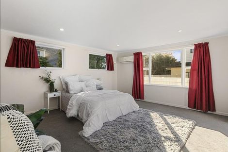 Photo of property in 6b Wai-iti Crescent, Woburn, Lower Hutt, 5010