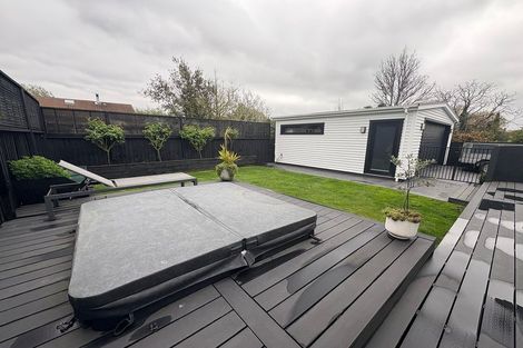 Photo of property in 161 Weston Road, St Albans, Christchurch, 8052