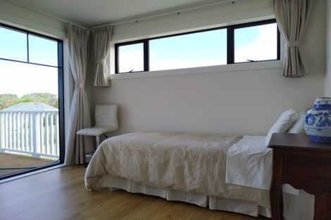 Photo of property in 48 Kenmure Avenue, Forrest Hill, Auckland, 0620