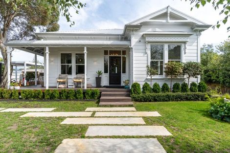 Photo of property in 250 Main Street, Greytown, 5712