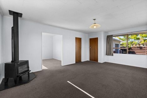 Photo of property in 41 Wynyard Crescent, Tamatea, Napier, 4112