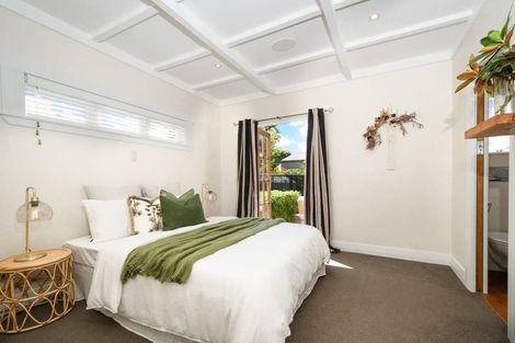 Photo of property in 5 Alice Street, Riverhead, 0820