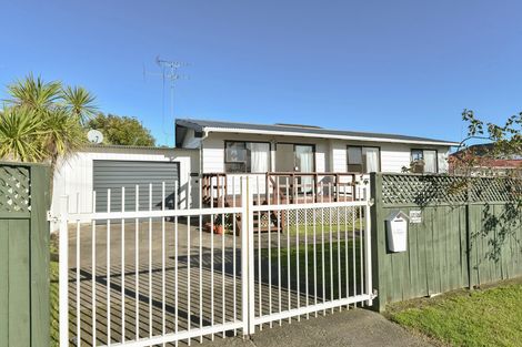 Photo of property in 2/29 Rogan Street, Mount Roskill, Auckland, 1041
