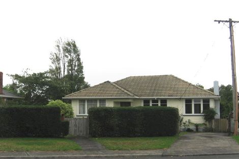 Photo of property in 25 Woodglen Road, Glen Eden, Auckland, 0602