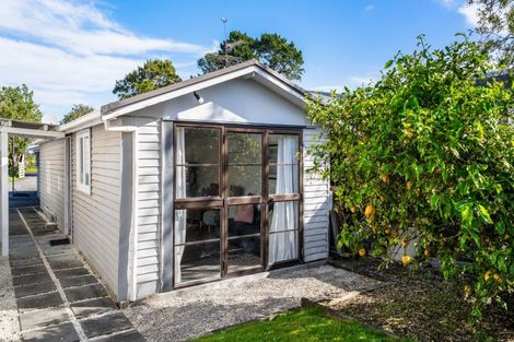 Photo of property in 25 Stevenson Road, Clarks Beach, 2122