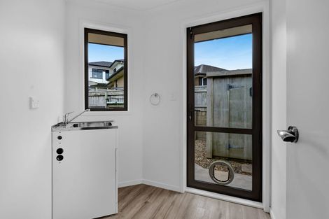 Photo of property in 72 Dillon Drive, Bell Block, New Plymouth, 4312