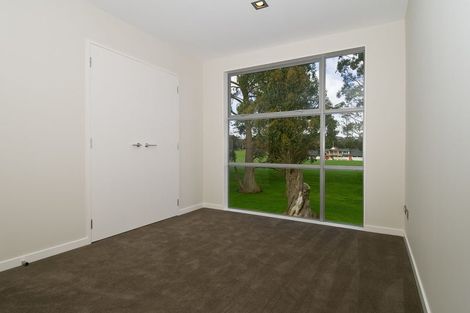Photo of property in 126 Wheturangi Road, Greenlane, Auckland, 1051
