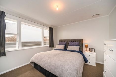 Photo of property in 53 Sutherland Crescent, Westbrook, Palmerston North, 4412