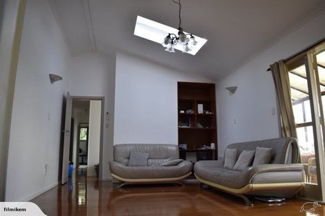 Photo of property in 15 Roband Avenue, Glenfield, Auckland, 0629