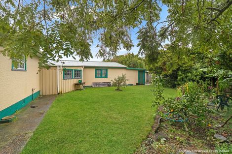 Photo of property in 43 Fookes Street, Waverley, 4510
