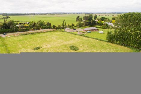 Photo of property in 112 Newbury Line, Newbury, Palmerston North, 4478