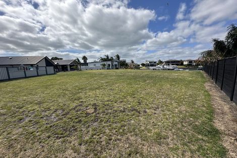 Photo of property in 129 One Tree Point Road, One Tree Point, 0118