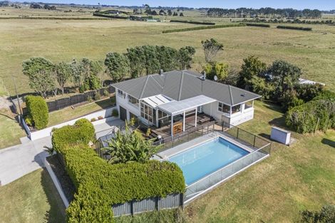 Photo of property in 255 Kaihihi Road, Okato, 4381