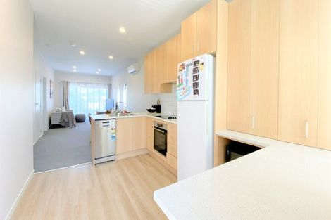 Photo of property in 13 Whakarato Way, Takanini, 2112