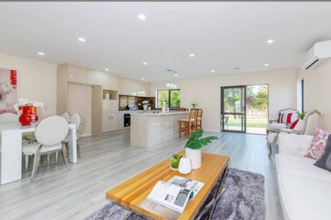 Photo of property in 22a Kamara Road, Glen Eden, Auckland, 0602