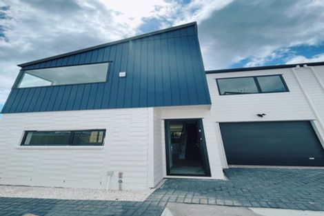 Photo of property in 106c Fisher Parade, Sunnyhills, Auckland, 2010