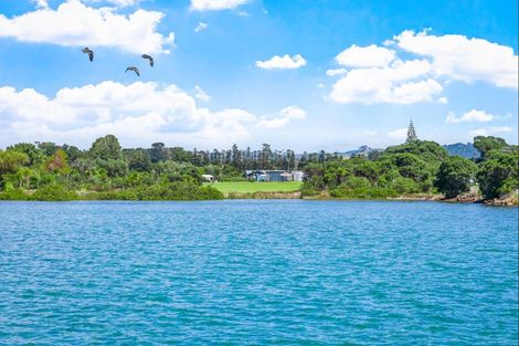 Photo of property in 328 Omaha Flats Road, Tawharanui Peninsula, Warkworth, 0986