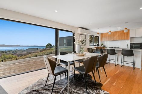 Photo of property in 236 Whangaparaoa Road, Red Beach, 0932