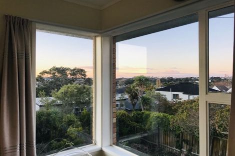 Photo of property in 10/14 Seaview Terrace, Mount Albert, Auckland, 1025