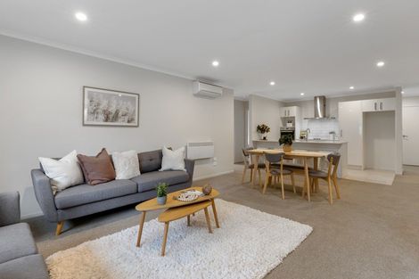 Photo of property in 10 Richardson Road, Omokoroa, 3114